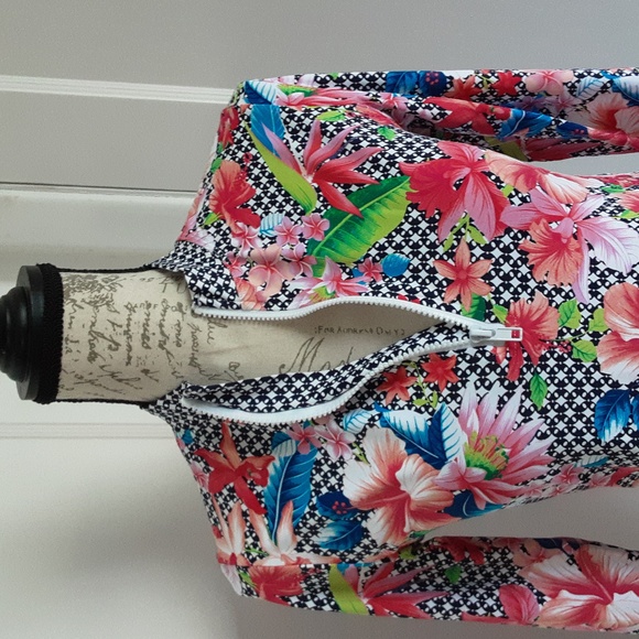 Tommy Bahama womens tropical half zip rash guard top swimwear size S - Picture 3 of 5